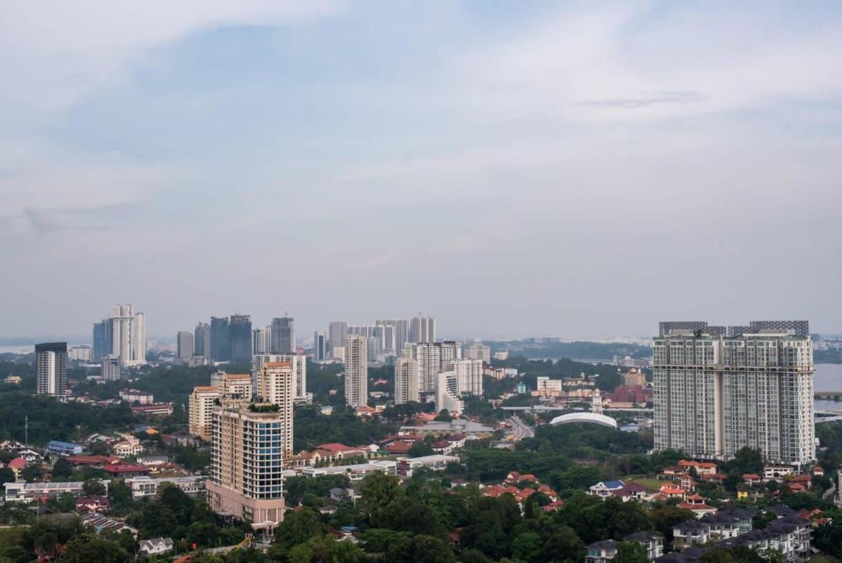 Comfy 3Br Apt In Danga Bay Free Parking Sea View Johor Bahru Exterior foto